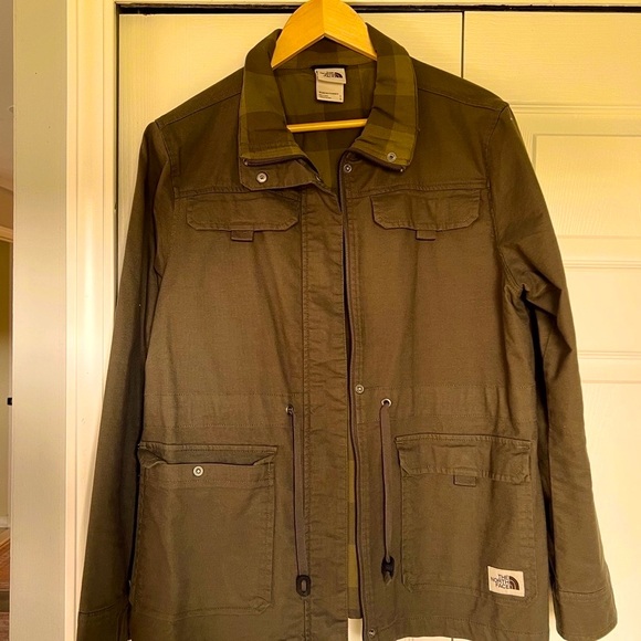 The North Face Jackets & Blazers - The North Face Men's Military Green Field Jacket